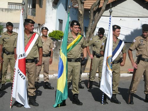 Chuvas já provocaram 16 mortes em Minas foto 029